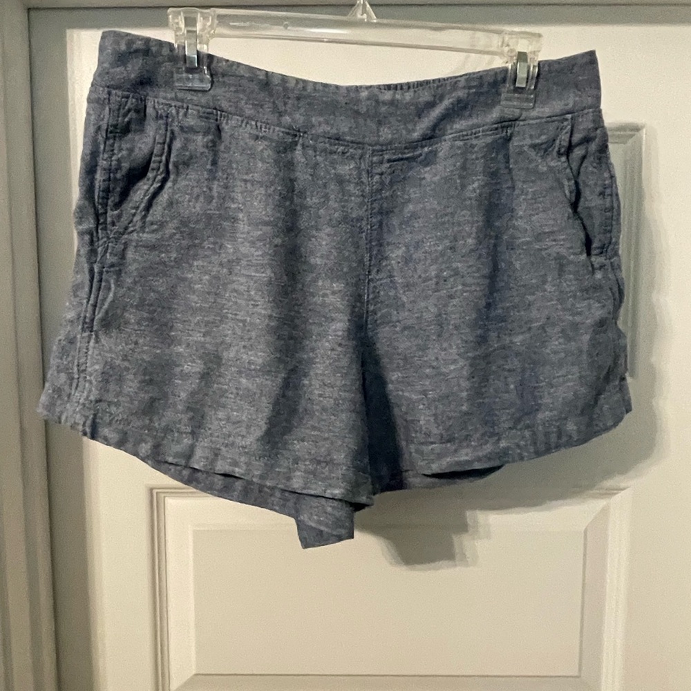 GAP chambray shorts size large